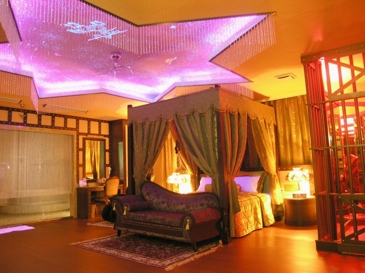 Daniel Spa Motel Pingzhen Εξωτερικό φωτογραφία