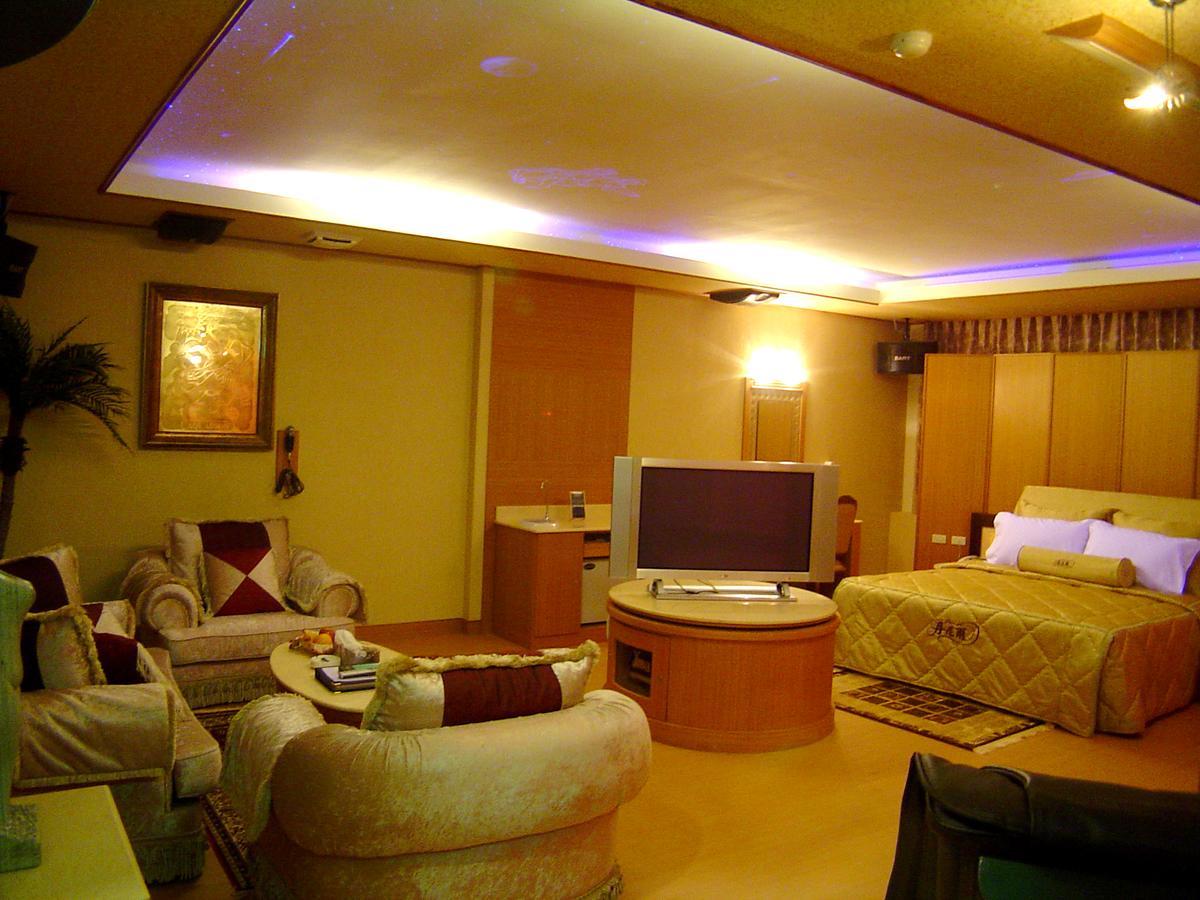 Daniel Spa Motel Pingzhen Εξωτερικό φωτογραφία